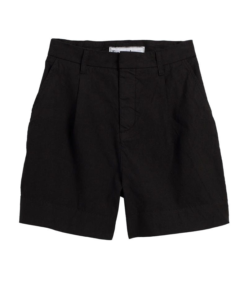 Waterfod Tailored Shorts in Black Performance