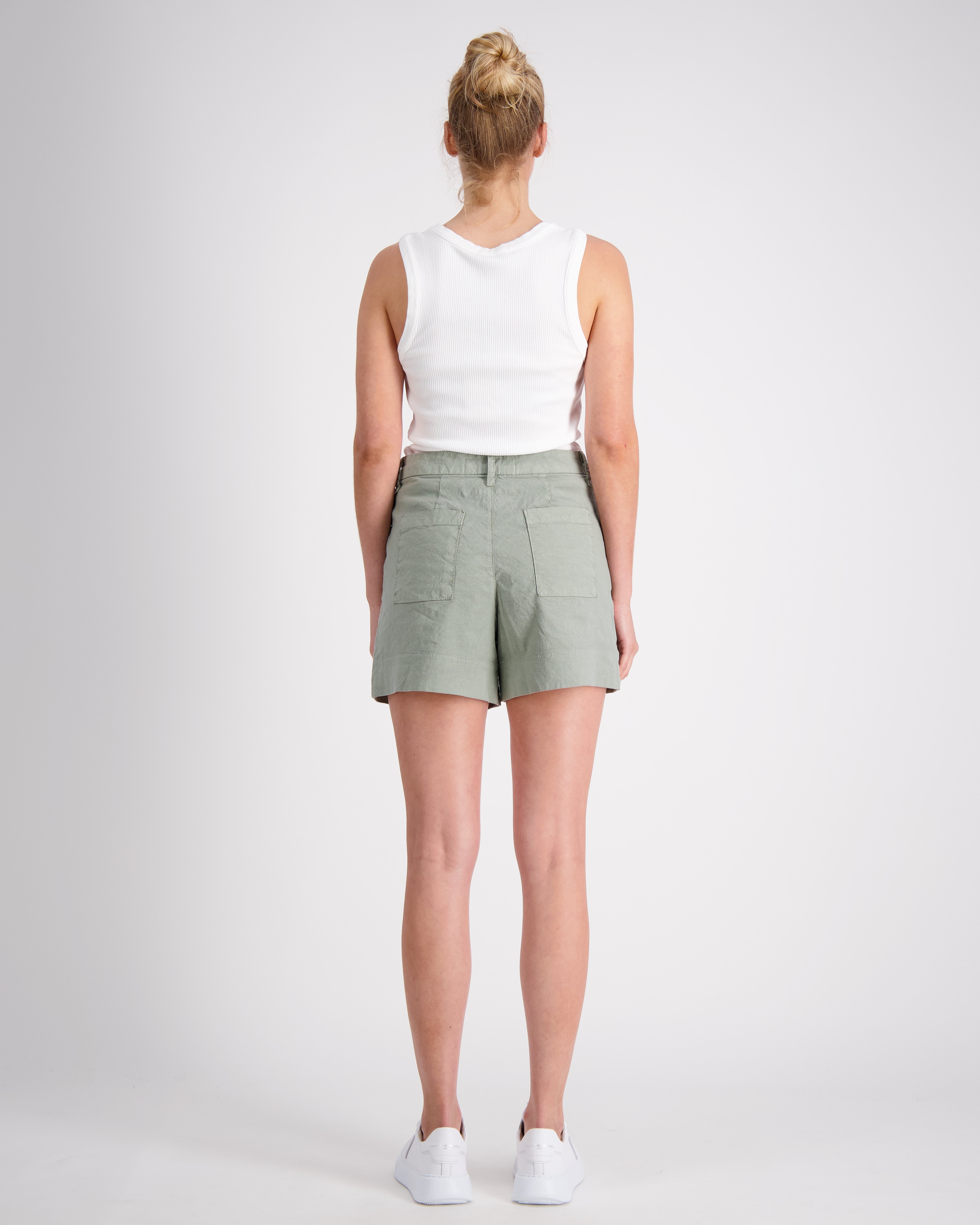 Waterford Tailored Shorts in Sage