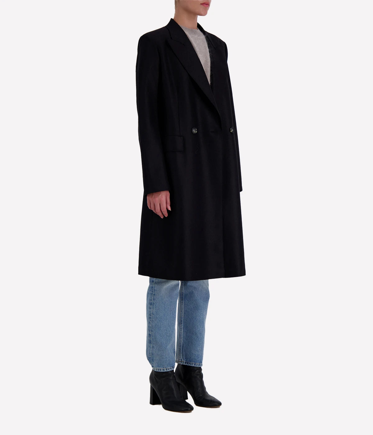 Light Pressed Wool Coat in BLACK