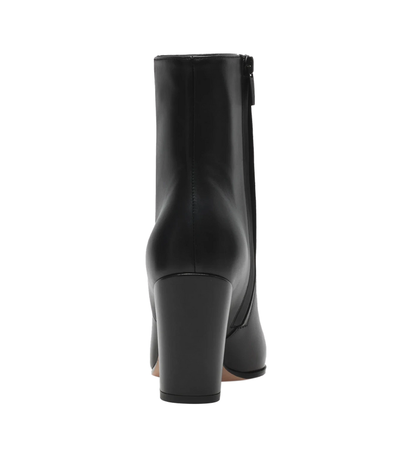 Back view of the Gianvito Rossi Keinna Bootie in Black Smooth, showing the smooth back and block heel