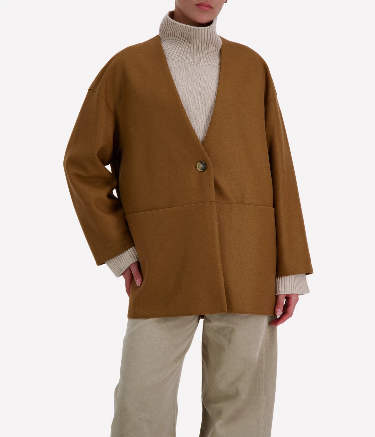 Light Pressed Wool Cardigan in Toffee