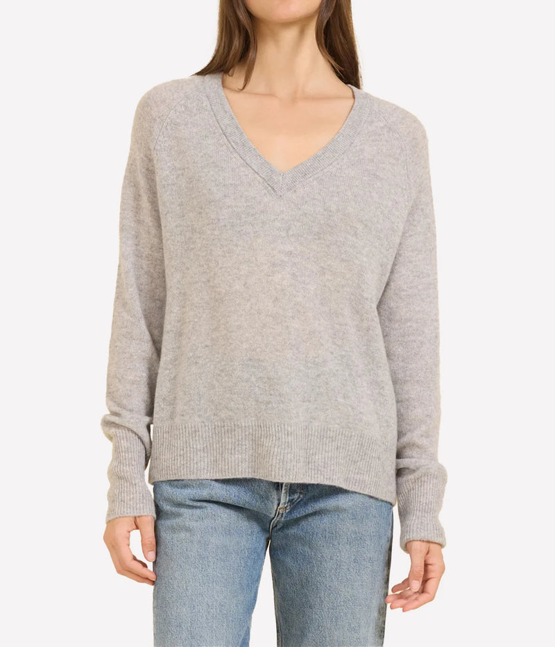 Sloane Cashmere V Neck In Heather Grey