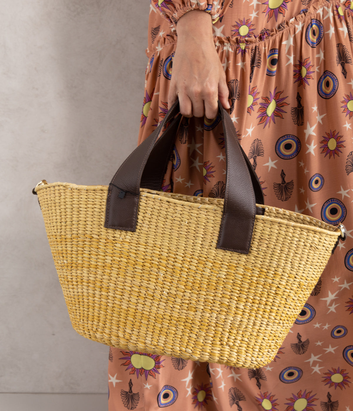 Maxi Canasta Straw Bag with Leather Handles in Beige & Chocolate