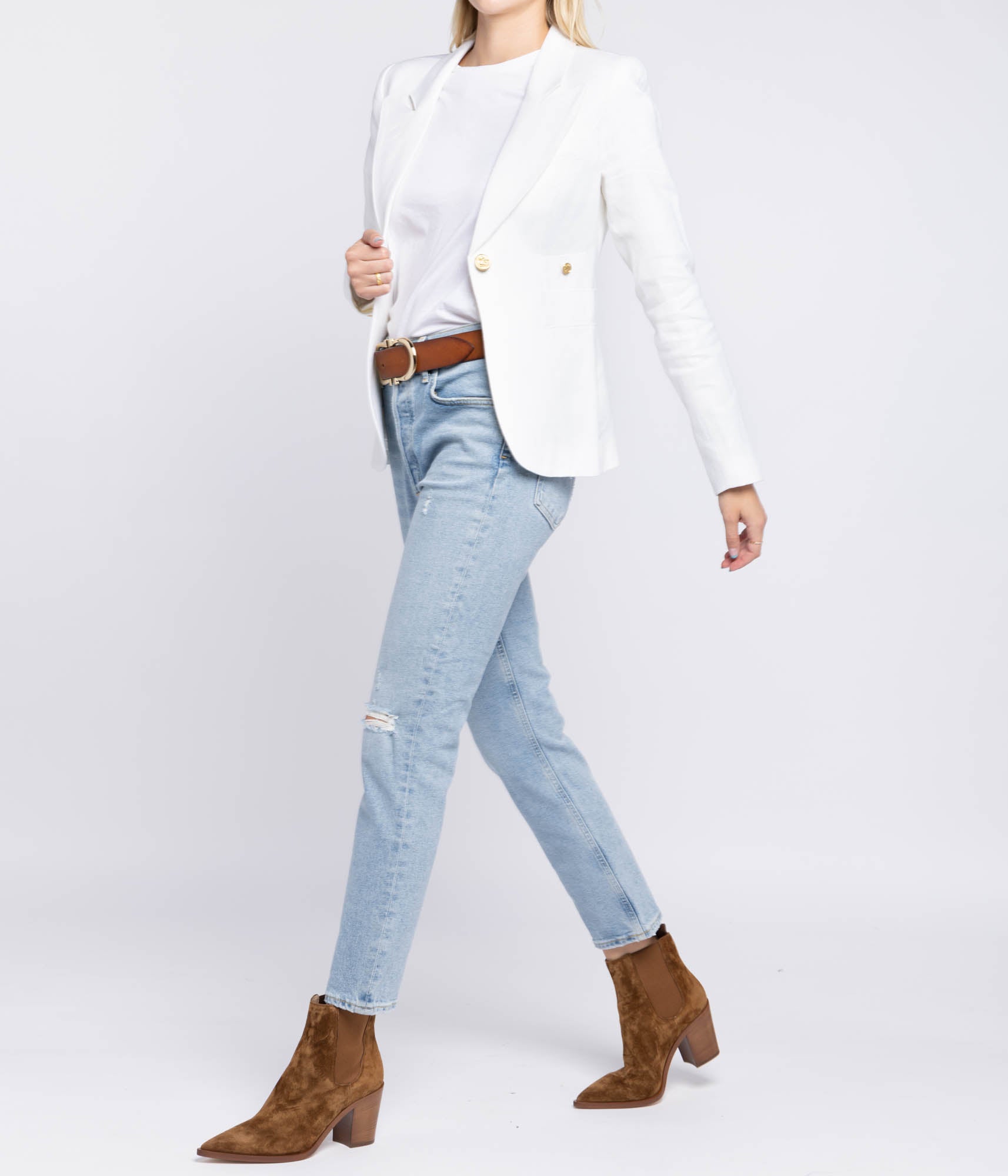 Classic Duchess Linen Blazer in White