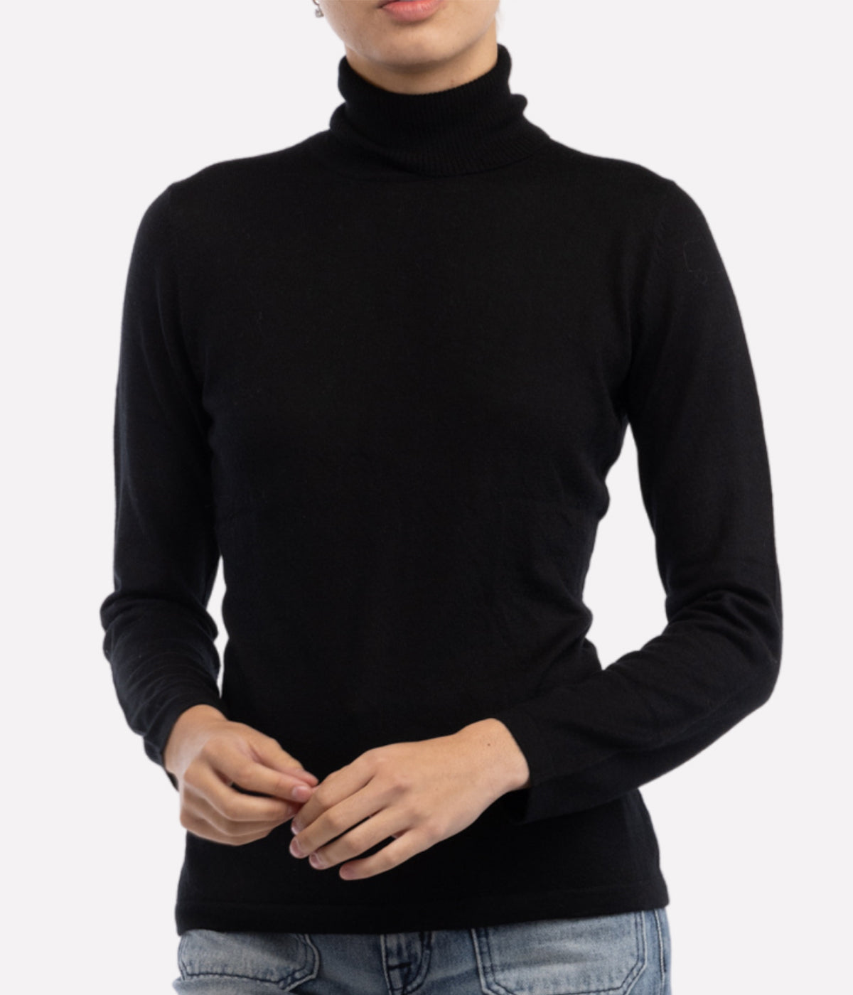 Baby Cashmere Turtleneck in Black