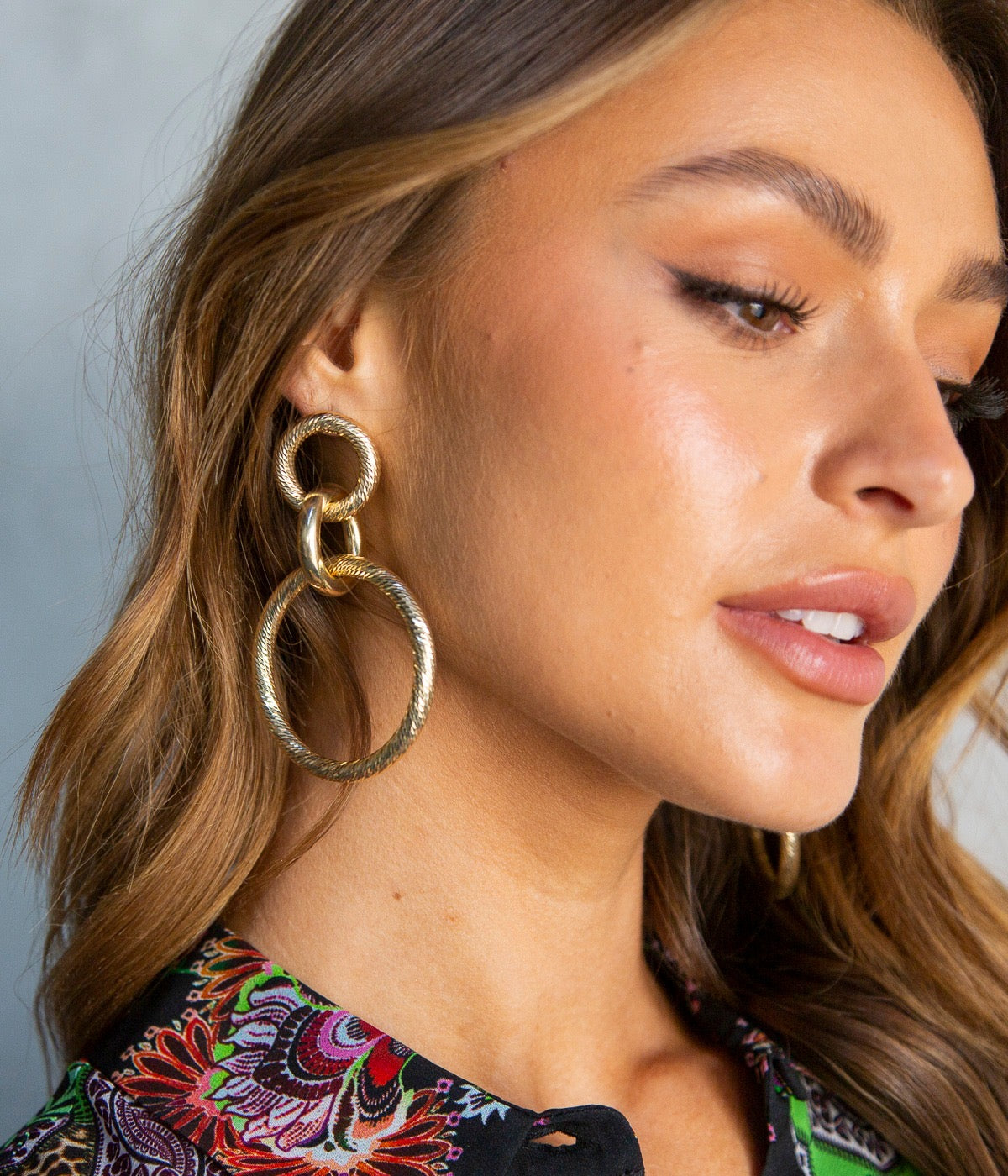 Wes Earrings in Yellow Gold