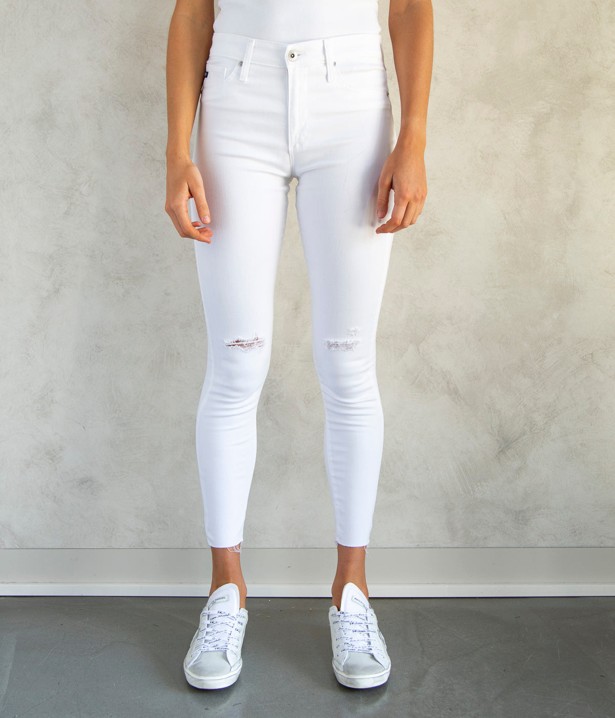 The Farrah Skinny Ankle Jean in Unchartered White