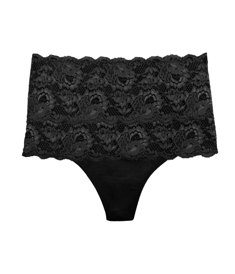 Made from soft, stretchy fabric, it provides all-day comfort while maintaining a flattering silhouette. Perfect for wearing under your favourite outfits, this thong ensures a smooth finish without visible lines.