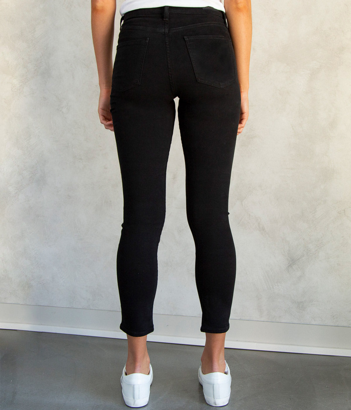 Harlow Ankle High Rise Slim Jean in Plush Black