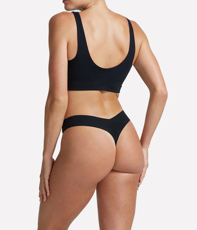 Classic Solid Thong in Black