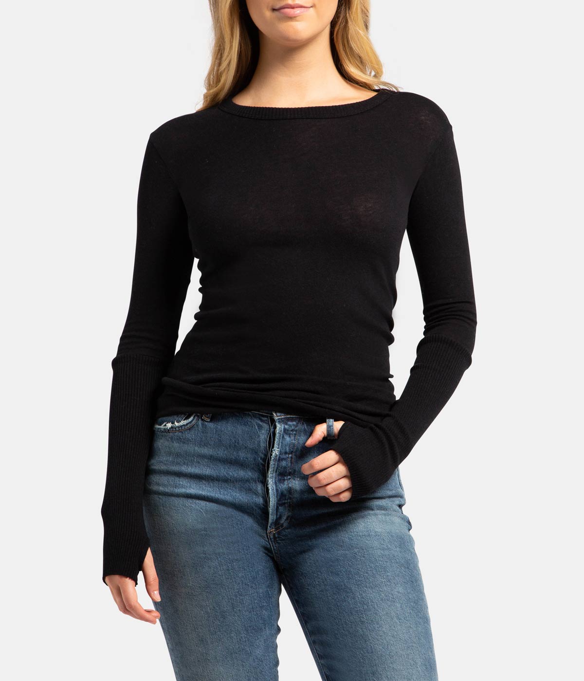 Cashmere Crew Neck Fitted Long Sleeve Top in Black