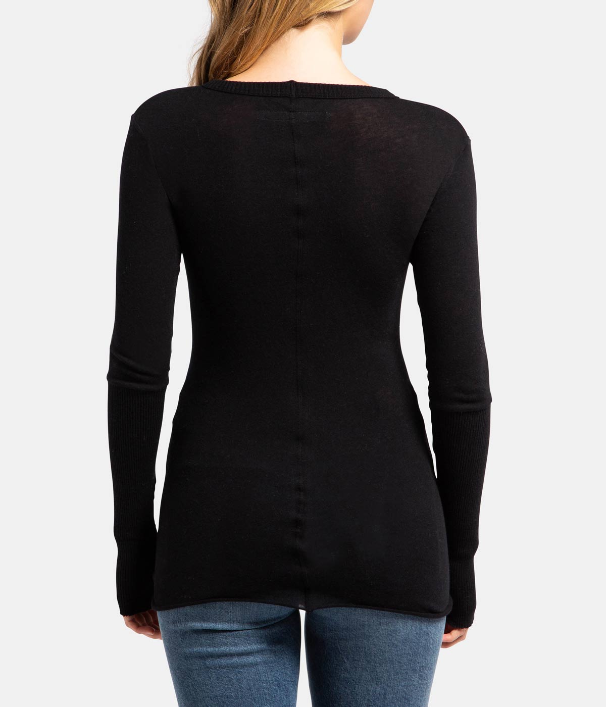 Cashmere Crew Neck Fitted Long Sleeve Top in Black