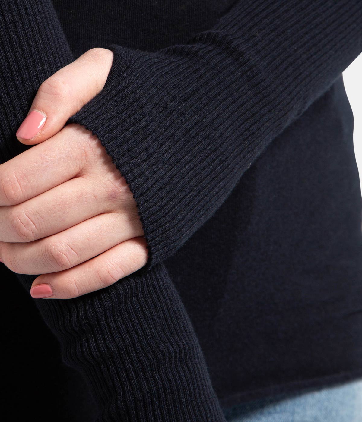 Cashmere Crew Neck Fitted Long Sleeve Top in Navy